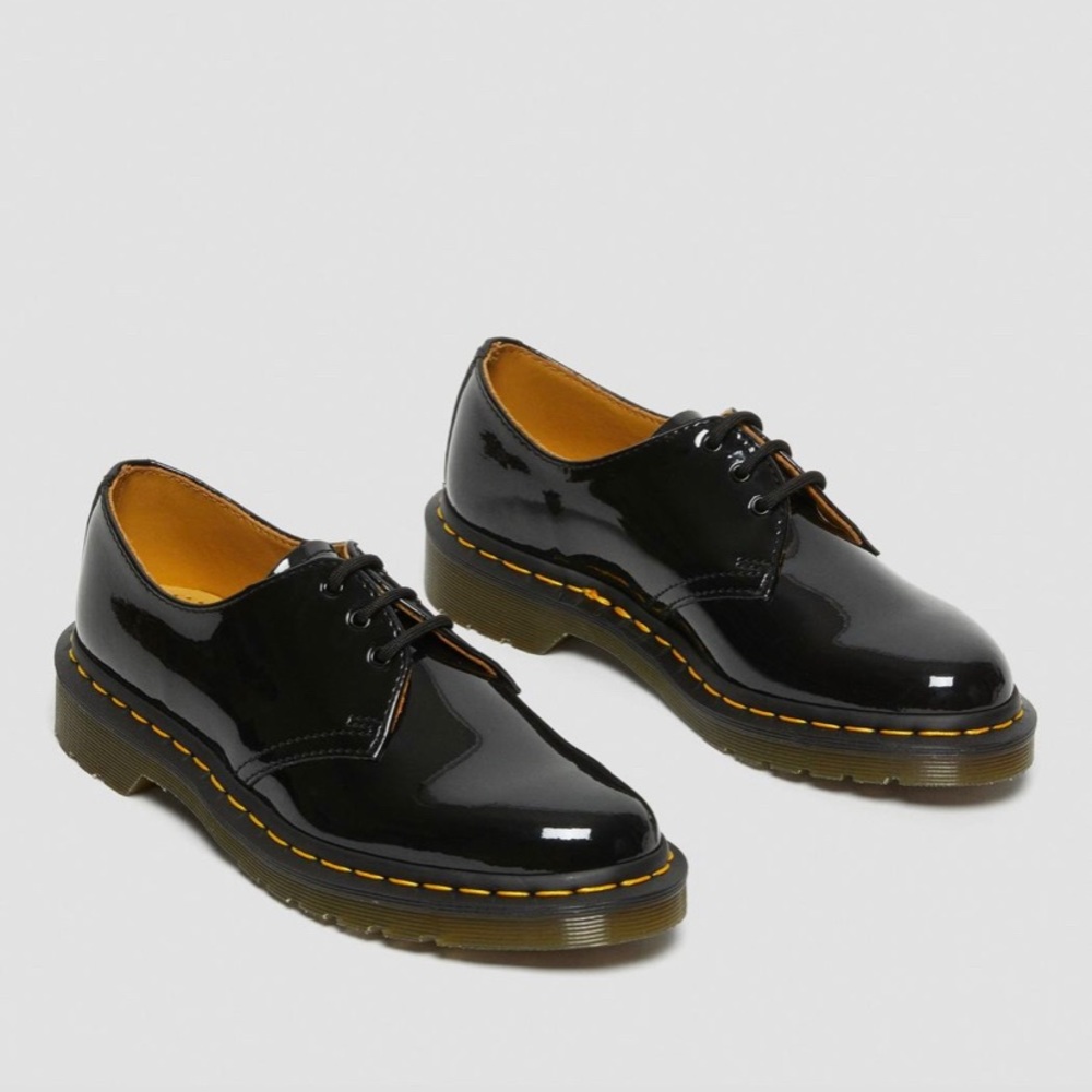 Doc Marten’s Oxford Women’s Size 8